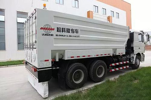 瀝青水泥撒布車使用在哪些場所？